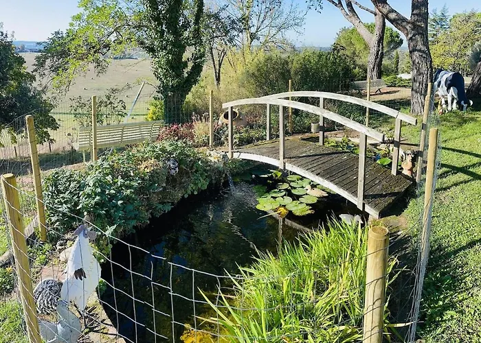 فيلة La Bastide Du *